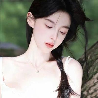 镜中人：迈克尔·杰克逊的故事